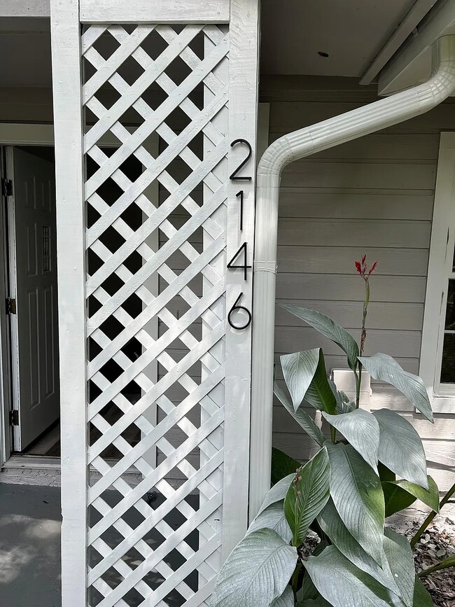 Building Photo - 2146 Golden Isle Ct