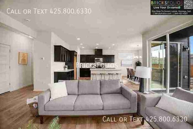 Building Photo - Brand-New Comfort Meets Everyday Convenience