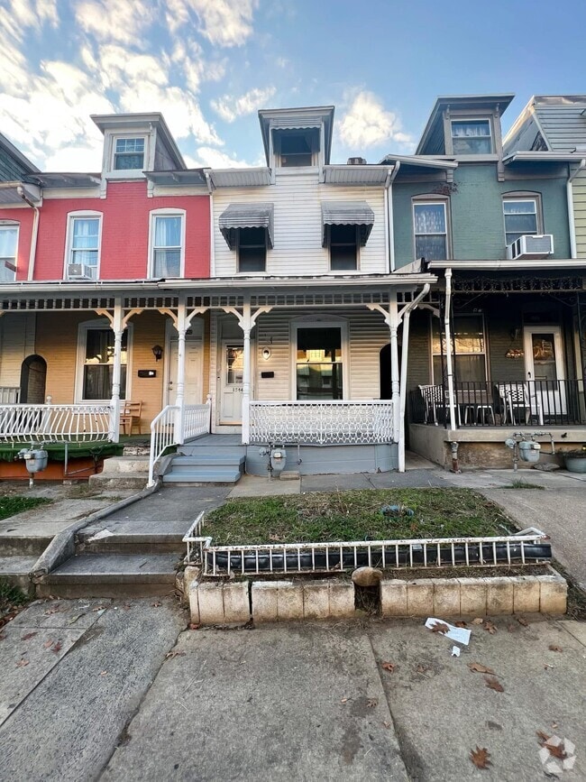 Building Photo - 1544 N 10th St