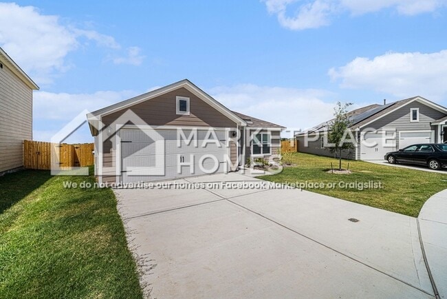 Primary Photo - 904 Crimson Wolf Rd