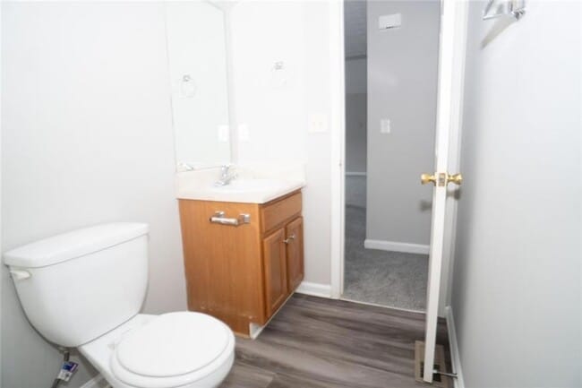 Building Photo - 52 Fieldstone Ct