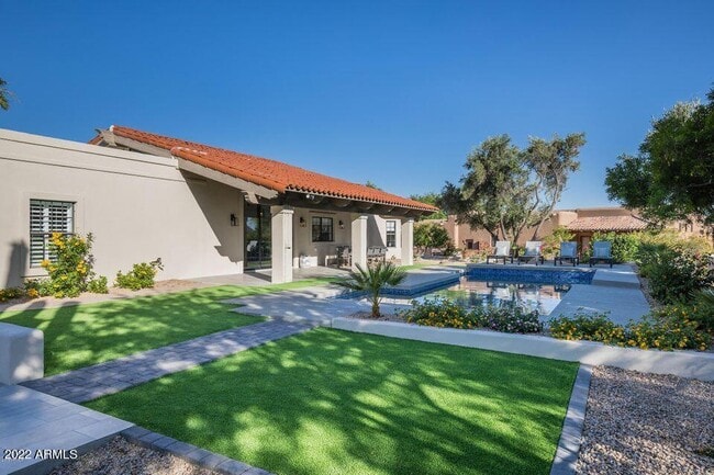 Building Photo - 22012 N 84th Pl