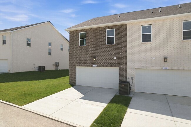 Building Photo - 320 Lynwood Station Blvd