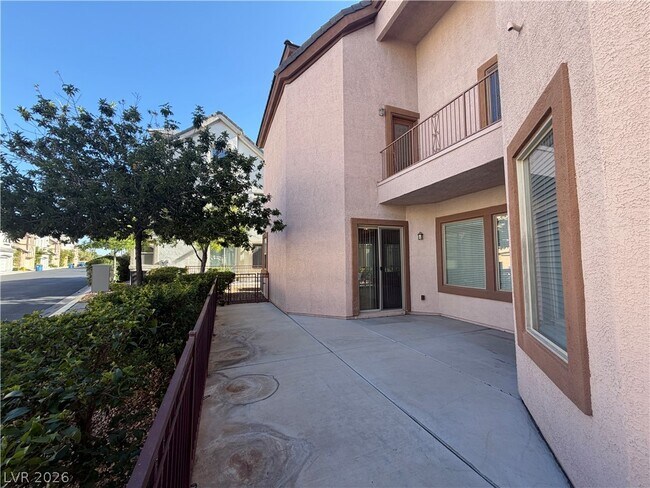 Building Photo - 9236 Dalmahoy Pl