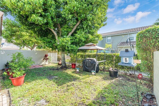 Building Photo - 5675 NW 120th Terrace