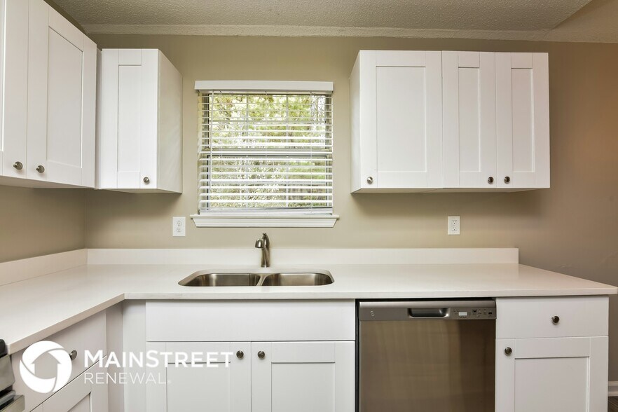 Building Photo - 2531 Willenhall Way