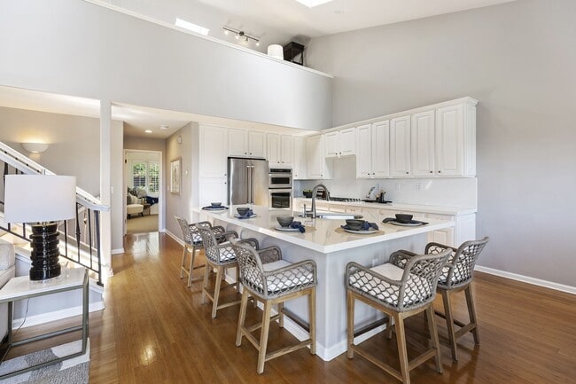 Building Photo - Spacious 4-Story Townhouse with Panoramic ...