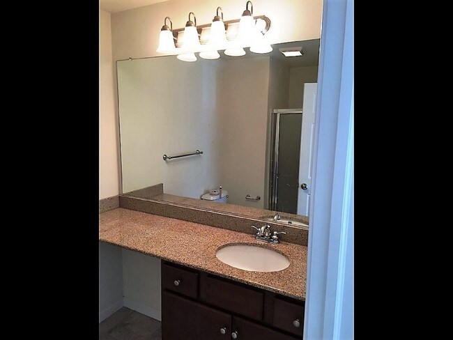 Building Photo - 23 Northern Pines Rd