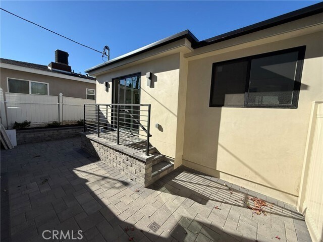 Building Photo - 5972 Jamieson Ave