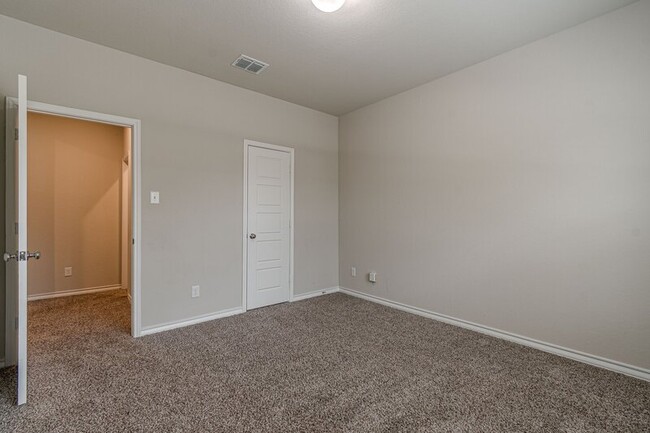 Building Photo - 13456 Sendero Roble