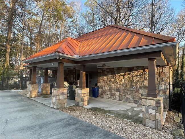 Building Photo - 981 Brownstone Ln SW