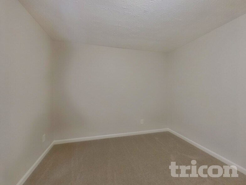 Building Photo - 176 Spring Walk Wy