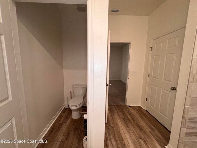 Building Photo - 1031 Grapefruit Rd SE