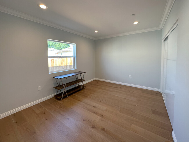 Bedroom - 513 Archwood Pl