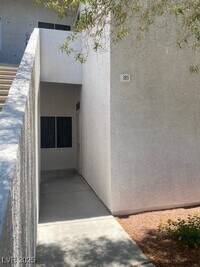 Building Photo - 700 Carnegie St