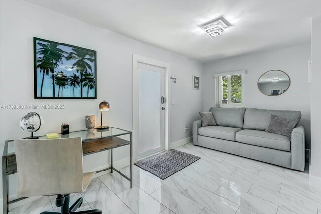 Primary Photo - 211 SW 4 Ave