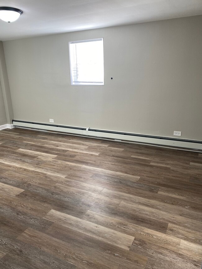 Building Photo - 1548 S 61st Ct