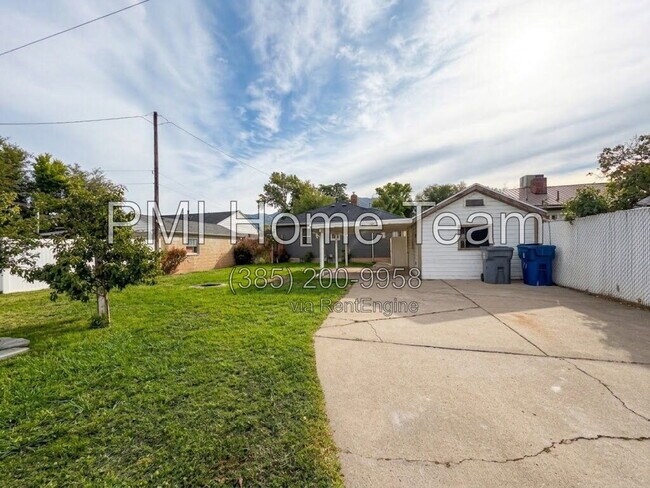 Building Photo - 177 Country Club Dr
