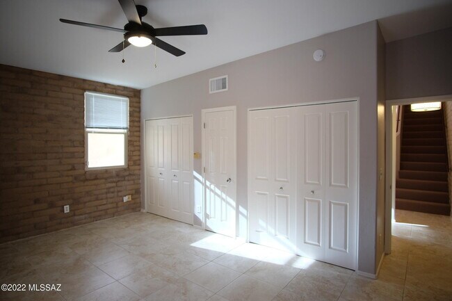 Building Photo - 10514 E Seven Generations Way