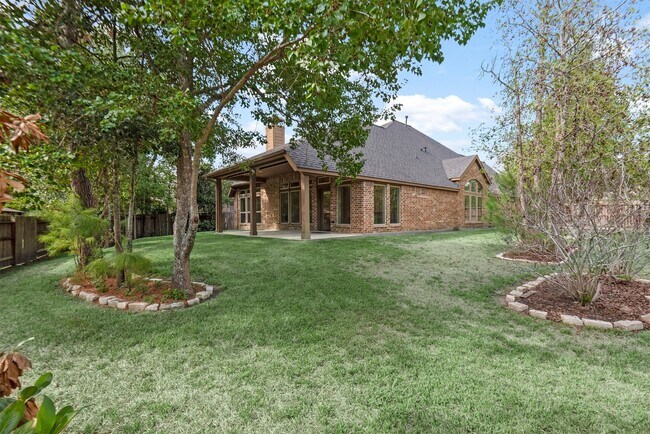 Building Photo - 196 Pine Crest Cir