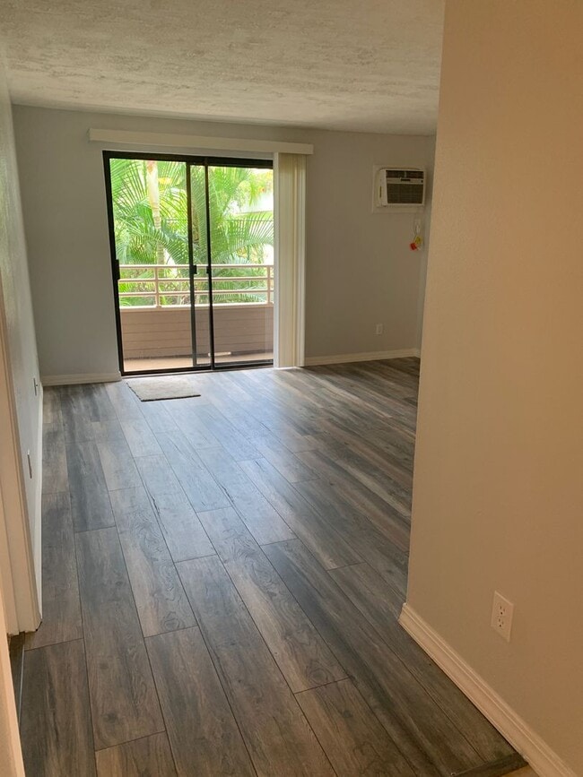 Building Photo - Two-bedroom two-bathroom at Kihei  Shores