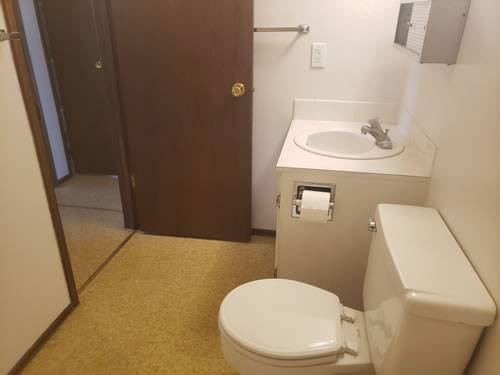 Building Photo - 1300 NE Williams St