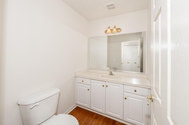Building Photo - 49301 Quail Run Ct