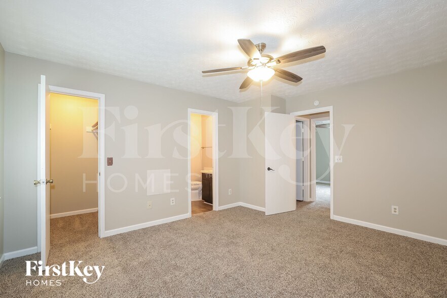 Building Photo - 270 Countryside Ln