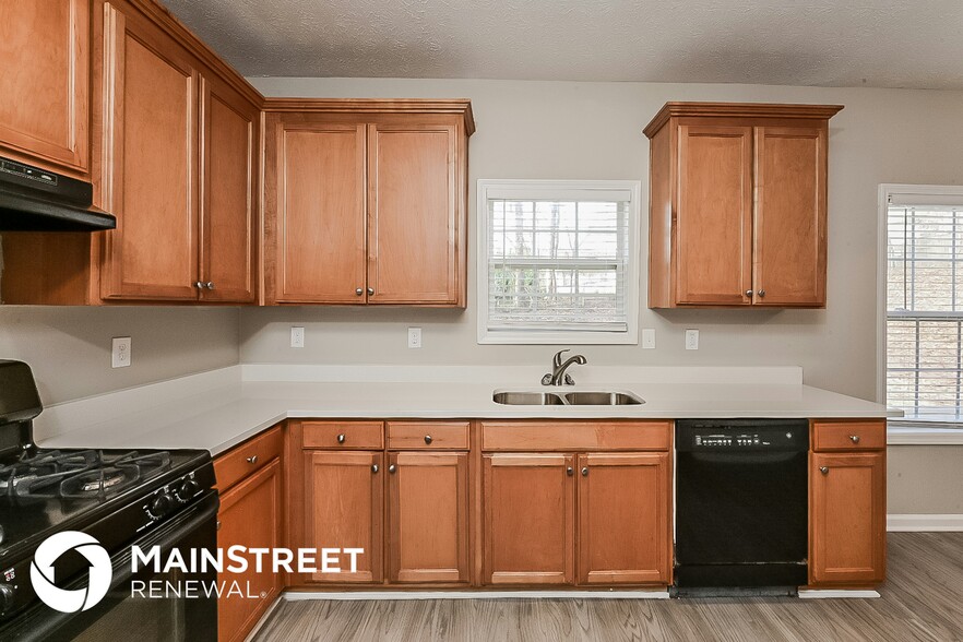 Building Photo - 5801 Mays Ridge Ct