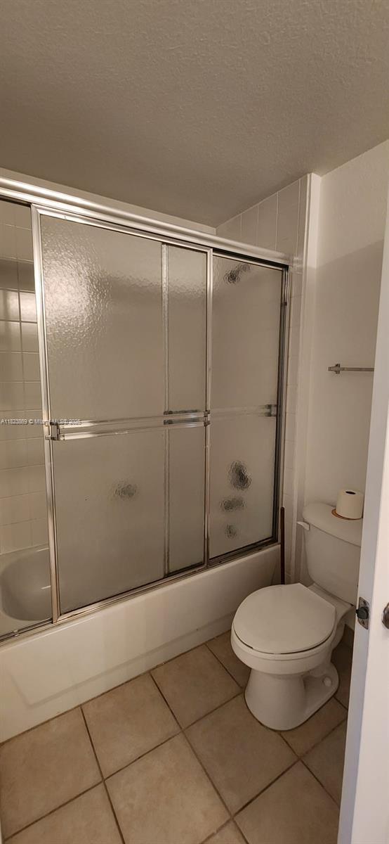 Building Photo - 2801 Sarento Pl