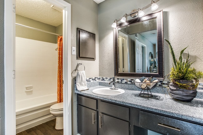 Building Photo - The Hangar