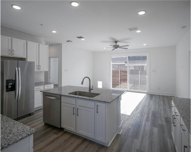 Building Photo - 2530 Alister Ln