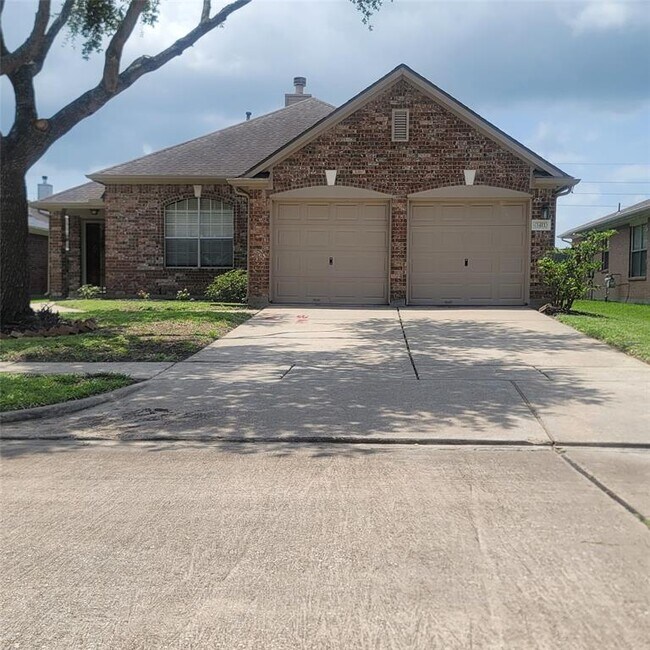 Building Photo - 1411 Hunter Ridge Ct