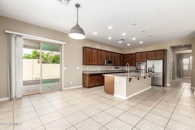 Building Photo - 14762 W Georgia Dr