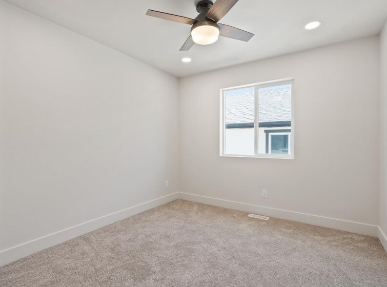2nd Floor Bedroom 2 - 1164 Jasper Loop