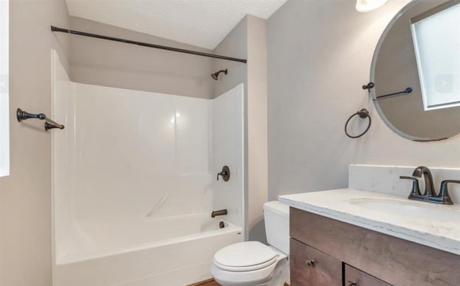 Building Photo - 1282 N 3rd Ave