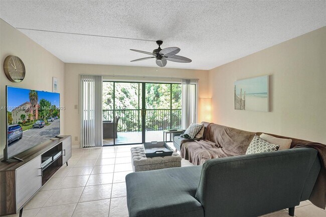Building Photo - 1786 Hammock Blvd