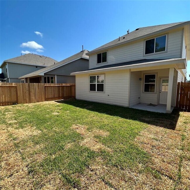 Building Photo - 25396 Grotto Falls Ln