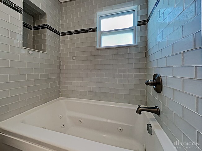 Building Photo - 4905 Traskwood Ct