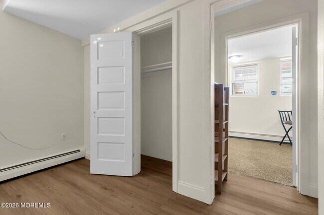 Building Photo - 69 Mt Tabor Way