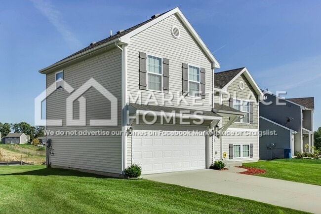 Building Photo - 4722 Torrington Dr SE