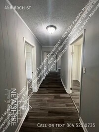 Building Photo - 458 Arch St