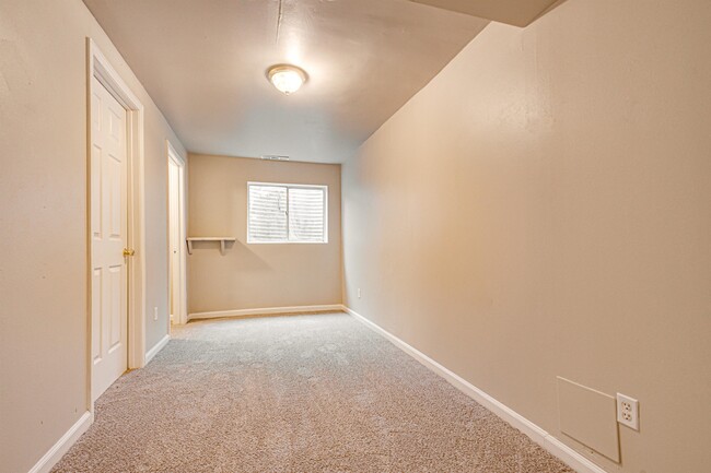 Building Photo - 7550 Bannock St