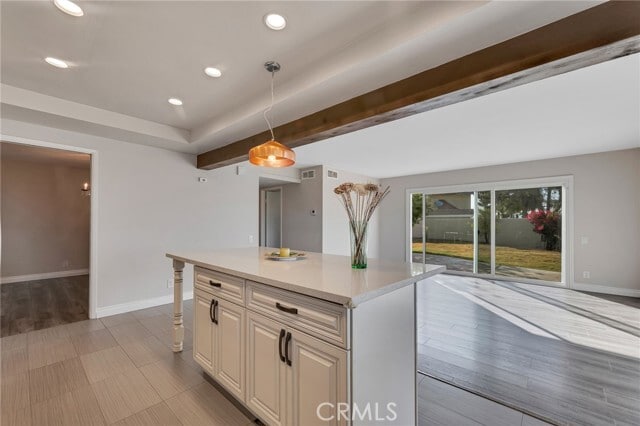 Building Photo - 4352 Park Corona