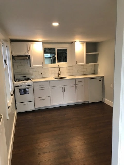 Building Photo - 109 Hawthorn Way