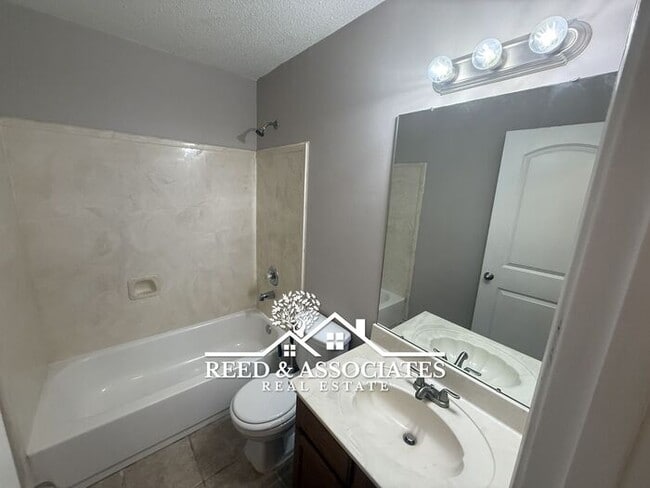 Building Photo - Updated Cordova 3-Bedroom with Modern Finishes