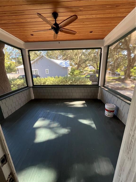 Building Photo - 605 Demere Way