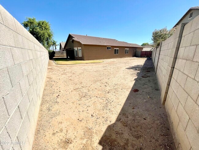 Building Photo - 21 N 122nd Ave