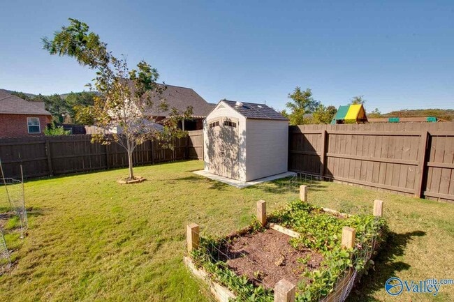 Building Photo - 7206 Lathan Dr SE