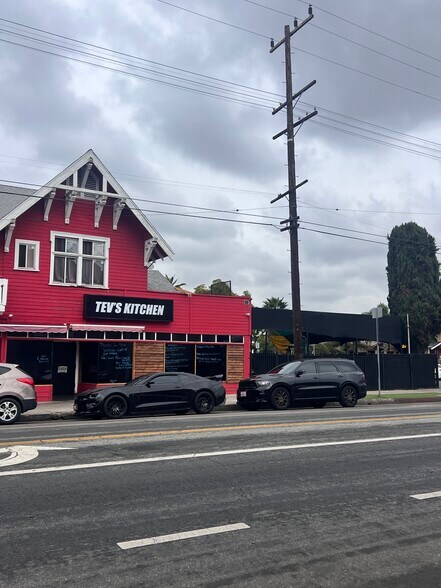 Building Photo - 4719 S Gramercy Pl